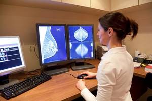 Что лучше – УЗИ или маммография молочной железы и чем они отличаются?