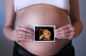 На каком сроке УЗИ показывает беременность?